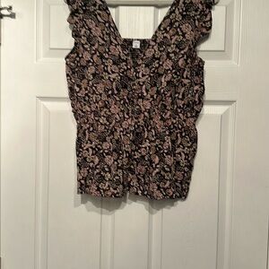 Old Navy Pink and Black Ruffled Cap Sleeve Blouse